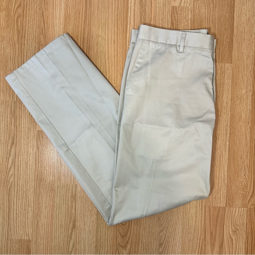 DOCKERS Men's Classic Fit Cream/Khaki Pants,  Size 36 x 34